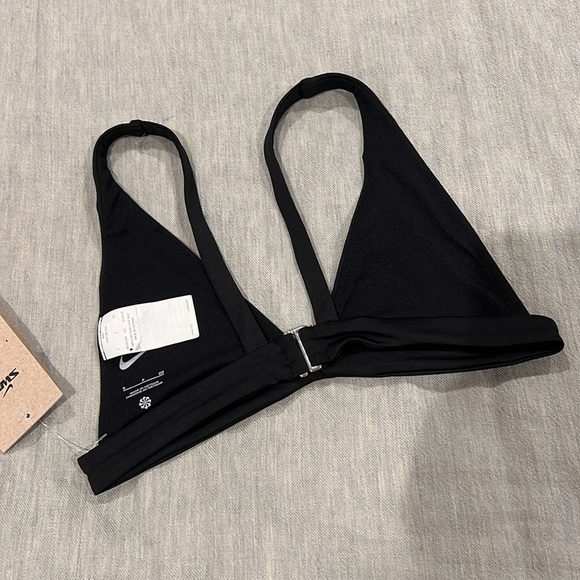 🚫SOLD🚫NWT Nike Black Swim Top - Picture 2 of 4
